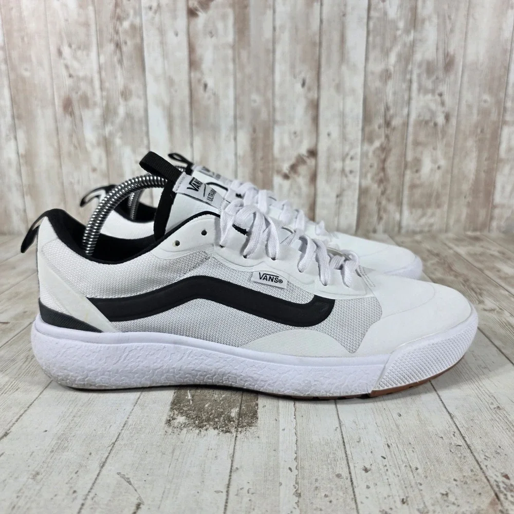 Vans UltraRange EXO‎ White Black Low Top Athletic Sneakers Womens 10 Mens 8.5